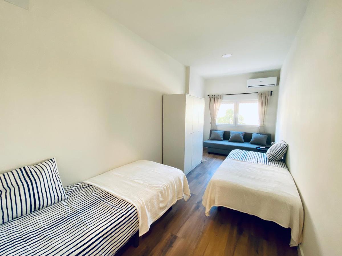 Gmc Turistics - La Casa De Los Alamos มาลากา ภายนอก รูปภาพ